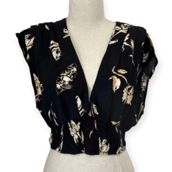 Free People Smocked Crop Blouse Plunging  V-Neck Black with Tan, Cream Floral XS - Picture 15 of 15